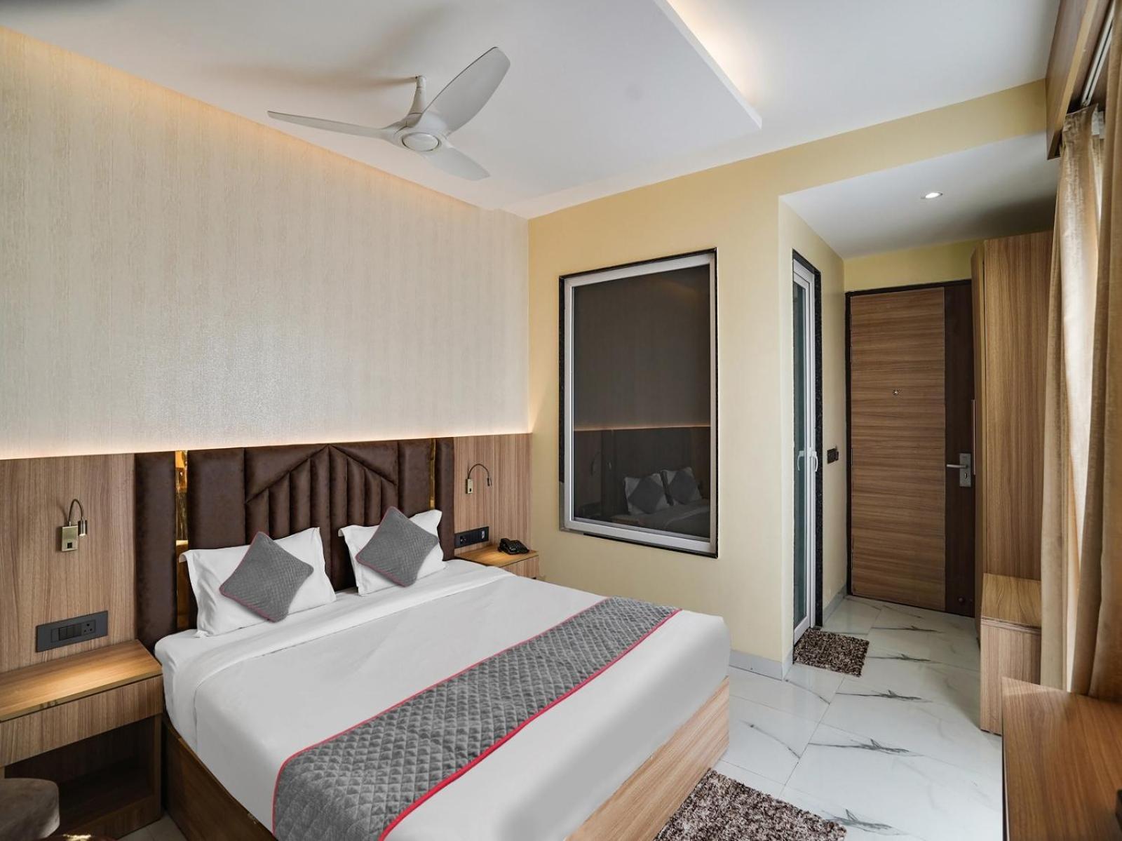 Grand Ivy A Family Near Igi Airport Delhi 4* New Delhi