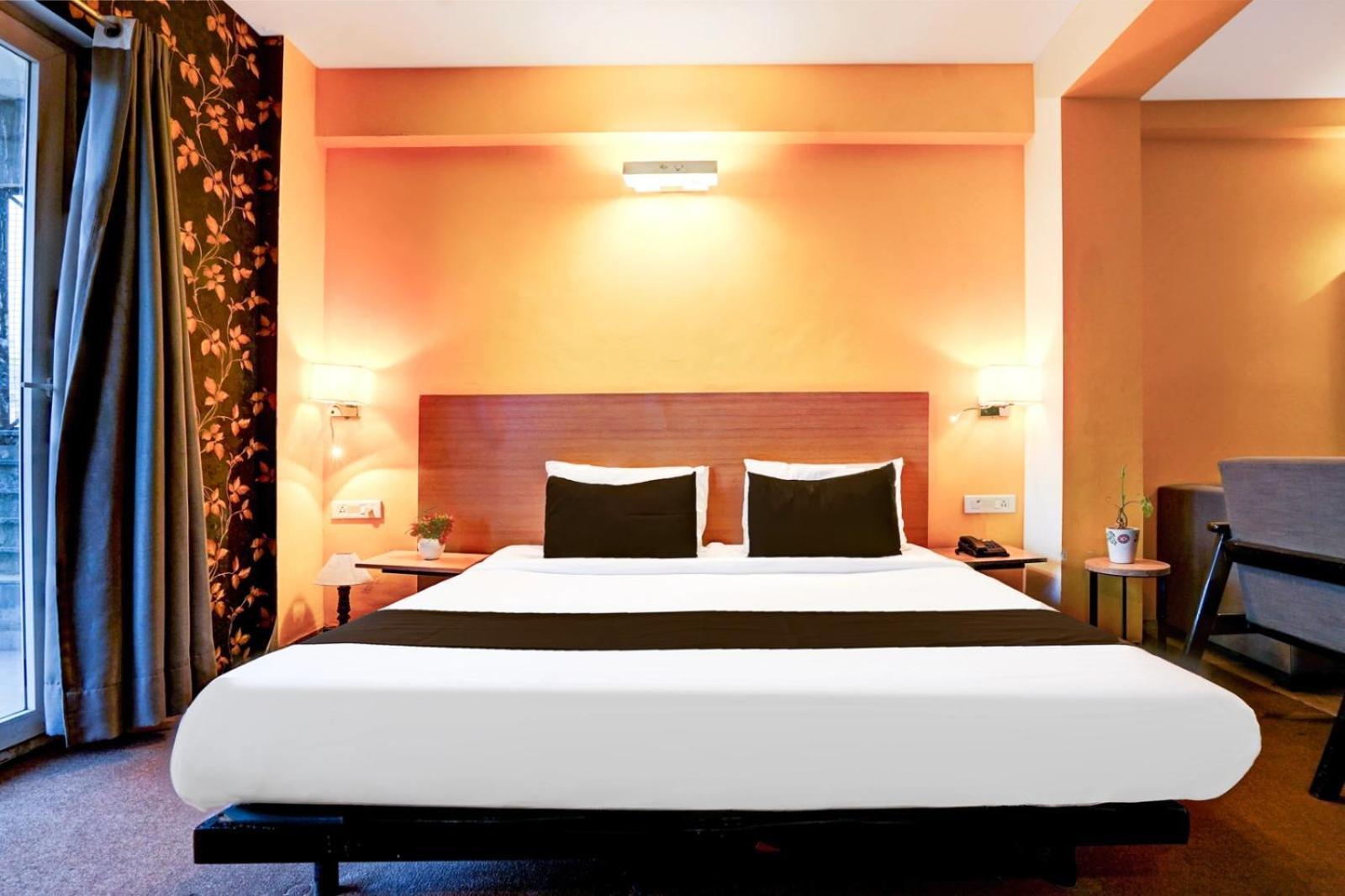 Hotel Grand Ivy A Family Near Igi Airport Delhi 4*